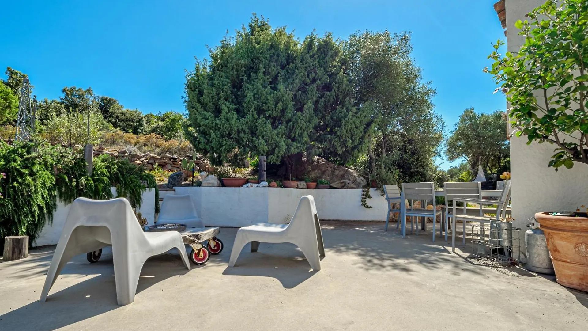 Sogno Sperduto In Sardinia Hotel San Pantaleo Feriepark